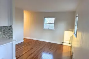 77 Magnolia Dr, Selden, NY 11784 - Photo 5