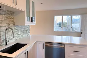 77 Magnolia Dr, Selden, NY 11784 - Photo 3