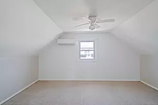 10 Clarence St, Copiague, NY 11726 - Photo 27