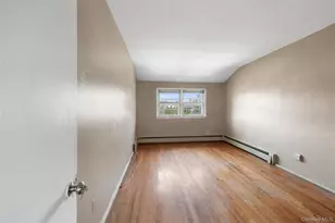 53 Sweetfield Cir, Yonkers, NY 10704 - Photo 13