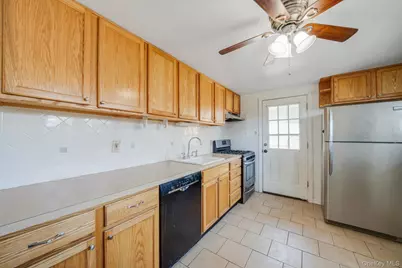 676 Bohemia Parkway, Sayville, NY 11782 - Photo 11