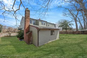 676 Bohemia Pkwy, Sayville, NY 11782 - Photo 31