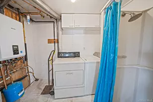 676 Bohemia Pkwy, Sayville, NY 11782 - Photo 27