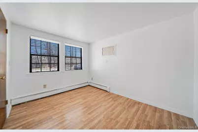 676 Bohemia Parkway, Sayville, NY 11782 - Photo 15