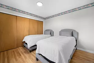 15 Beach Rd, Great Neck, NY 11023 - Photo 15