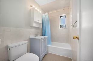 15 Beach Rd, Great Neck, NY 11023 - Photo 19