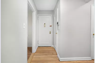 15 Beach Road #3D, Great Neck, NY 11023 - Photo 3