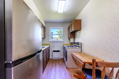 15 Beach Road #3D, Great Neck, NY 11023 - Photo 9