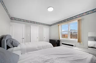 15 Beach Rd, Great Neck, NY 11023 - Photo 17