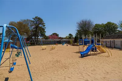 64 Storm Drive, Holtsville, NY 11742 - Photo 23