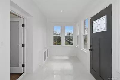 55 Stuyvesant Plaza, Mount Vernon, NY 10552 - Photo 3