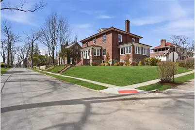 55 Stuyvesant Plaza, Mount Vernon, NY 10552 - Photo 1