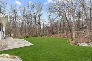 15 Laurel Rd, Pound Ridge, NY 10576 - Photo 9