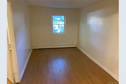 811 E 228th Street, Bronx, NY 10466 - Photo 29