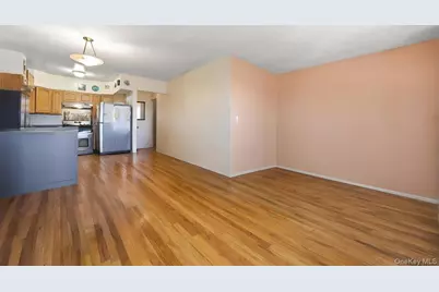 811 E 228th Street, Bronx, NY 10466 - Photo 7