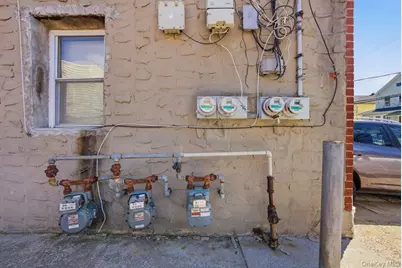 811 E 228th Street, Bronx, NY 10466 - Photo 35