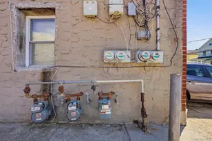 811 E 228th St, Bronx, NY 10466 - Photo 35