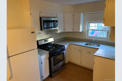 811 E 228th Street, Bronx, NY 10466 - Photo 27