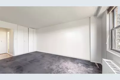 6120 Grand Central Parkway #A704, Forest Hills, NY 11375 - Photo 7