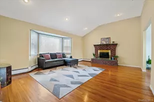 7 Plainview Rd, Bethpage, NY 11714 - Photo 9