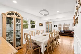 11 Castle Dr, Chestnut Ridge, NY 10977 - Photo 7