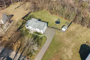 3 Algonquin Cir, Airmont, NY 10952 - Photo 5