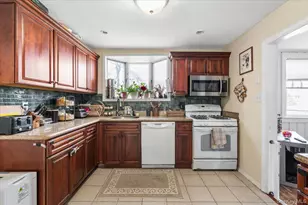 42 Moriches Dr, Mastic Beach, NY 11951 - Photo 13