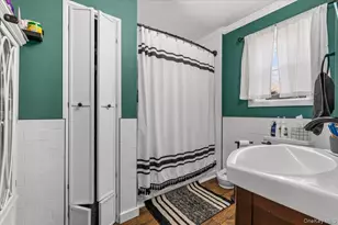 42 Moriches Dr, Mastic Beach, NY 11951 - Photo 19