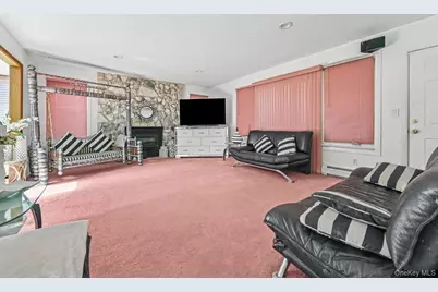 479 Half Hollow Road, Dix Hills, NY 11746 - Photo 5