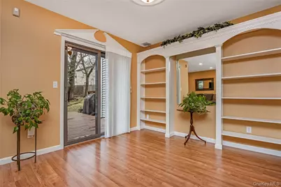 17 Jeremy Circle, Nesconset, NY 11767 - Photo 11