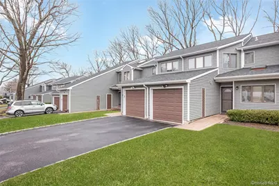 17 Jeremy Circle, Nesconset, NY 11767 - Photo 3