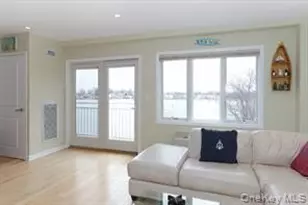 600 Clarence Ave, Bronx, NY 10465 - Photo 7