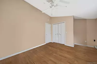 273 N Country Road, Miller Place, NY 11764 - Photo 21