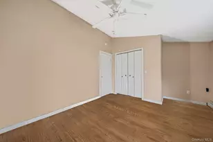 273 N Country Rd, Miller Place, NY 11764 - Photo 21