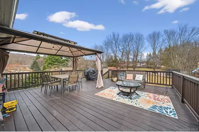 38 Jefferson Drive, Monroe, NY 10950 - Photo 15