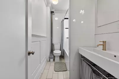 42-22 Ketcham #F16, Elmhurst, NY 11372 - Photo 11