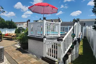 831 N Erie Ave, Lindenhurst, NY 11757 - Photo 35