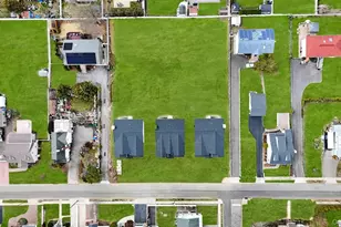 85 West Ave, Hicksville, NY 11801 - Photo 3