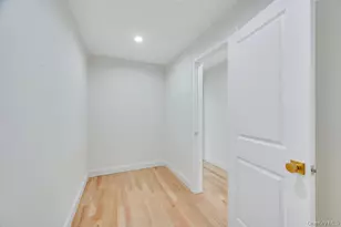 85 West Ave, Hicksville, NY 11801 - Photo 27