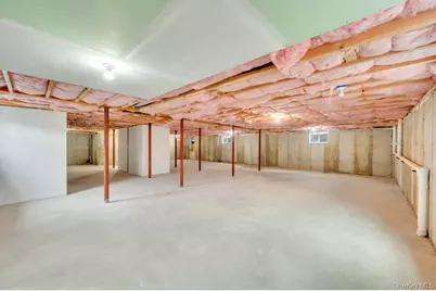 85 West Avenue, Hicksville, NY 11801 - Photo 39