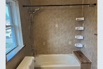 94 Lucille Avenue, Elmont, NY 11003 - Photo 19