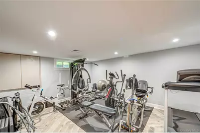 6 Tanyard Lane, Huntington, NY 11743 - Photo 19