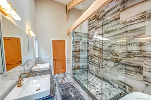 6 Tanyard Ln, Huntington, NY 11743 - Photo 13