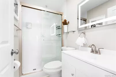 30 River Road, Sayville, NY 11782 - Photo 9