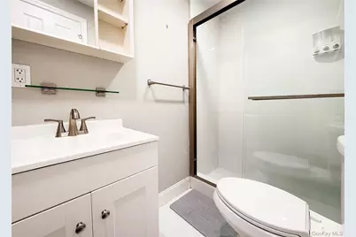 30 River Road, Sayville, NY 11782 - Photo 11