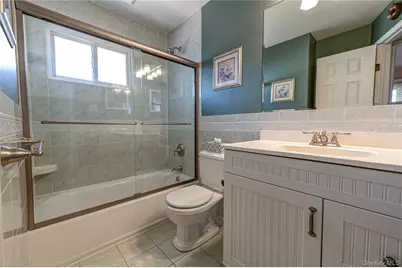 242 W 3rd Street, Deer Park, NY 11729 - Photo 13