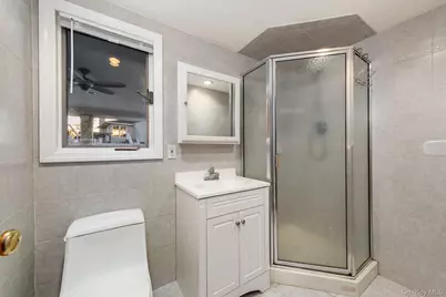 2770 Mandalay Beach Road, Wantagh, NY 11793 - Photo 23