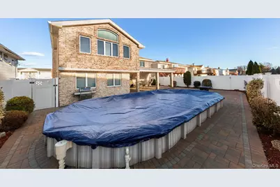 2770 Mandalay Beach Road, Wantagh, NY 11793 - Photo 27