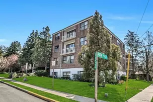 14-16 Stoner Ave, Great Neck, NY 11021 - Photo 3