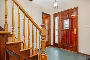 325 Middle Rd, Blue Point, NY 11715 - Photo 5